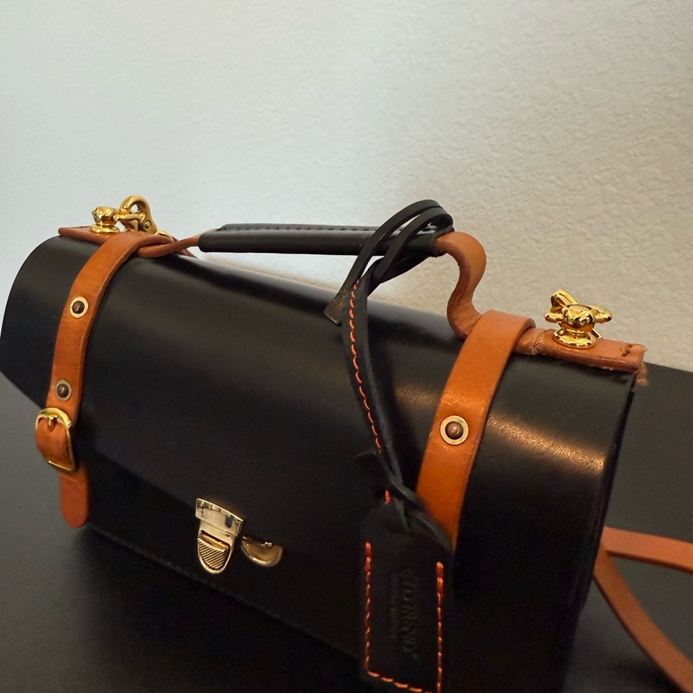 Old Trend - Women’s Genuine Leather snapper crossbody